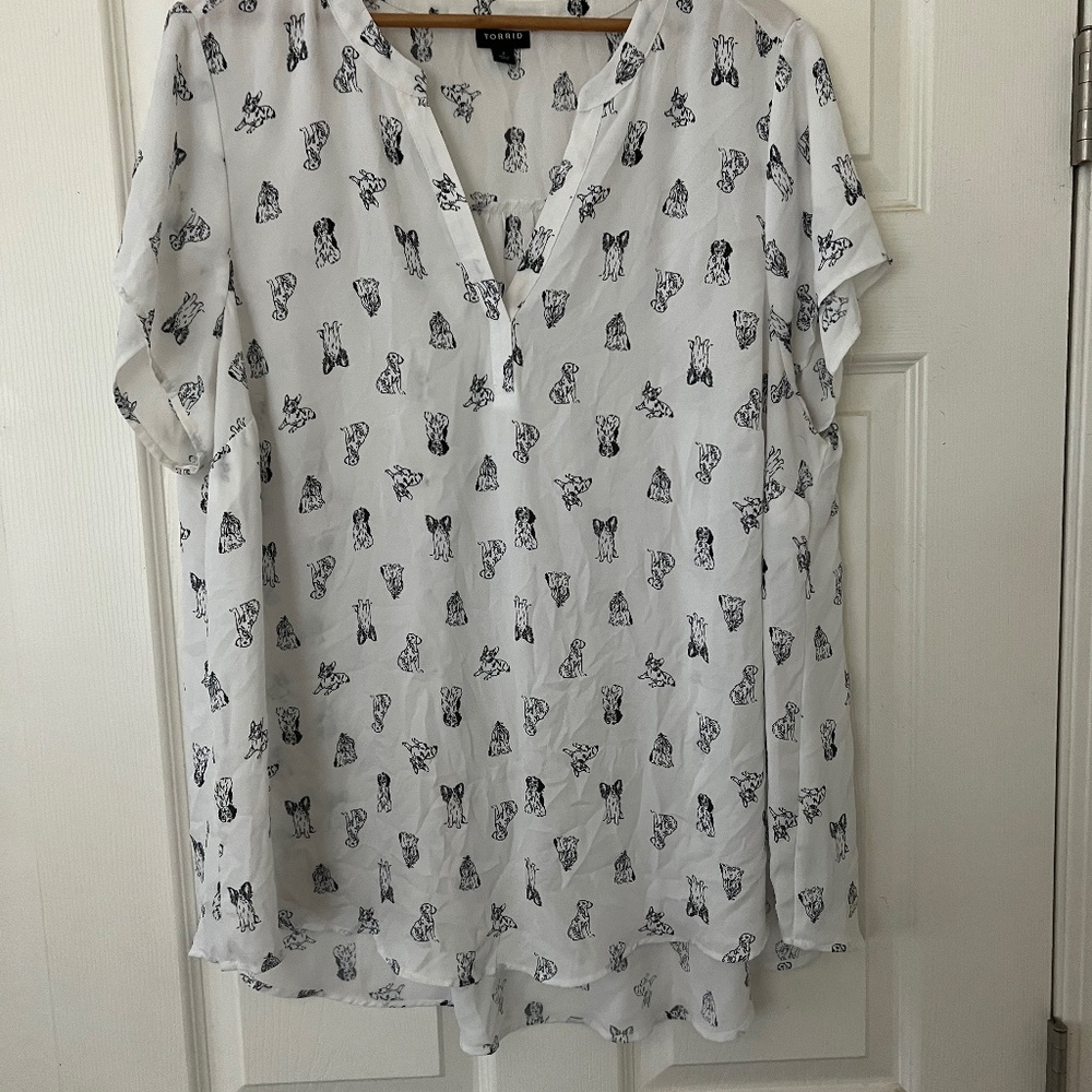 Torrid top with dog pictures